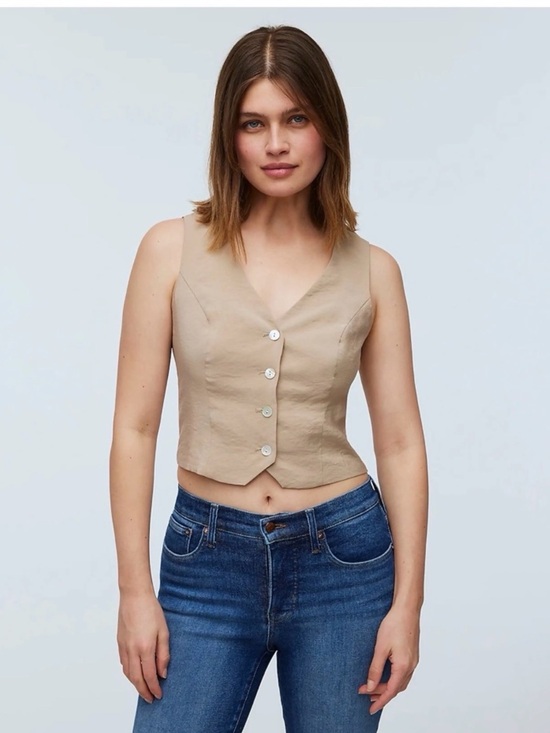 Madewell Tops - Madewell NWT Beige Tailored Button Front Vest Size 12